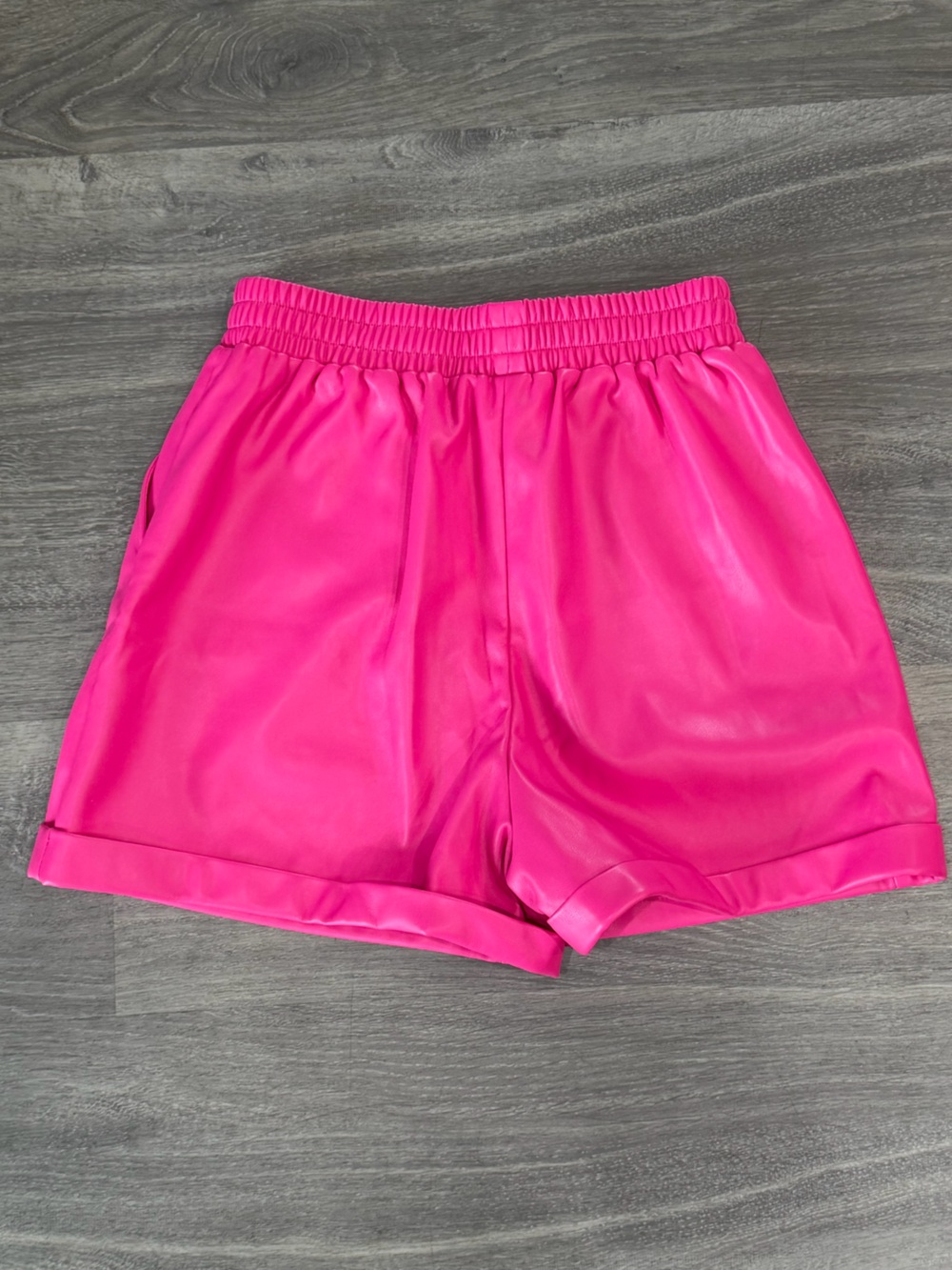 Steve Madden Fonda Faux Leather Shorts Hot Pink Small S High Waist Cuffed Hem - Picture 8 of 8